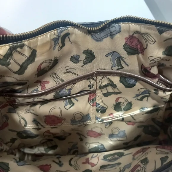 Guess cream black brown pebble leather shoulder back. - Picture 4 of 5